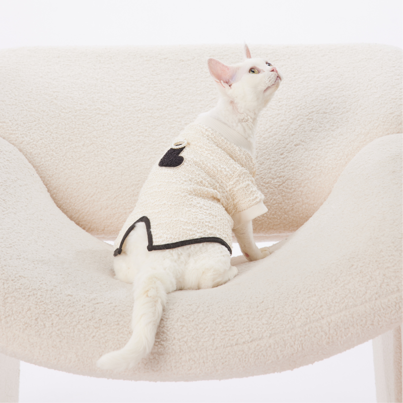 LOVE Series ”L“ Pet Clothing Chic Knitted Slit-patterned Warm Outfits